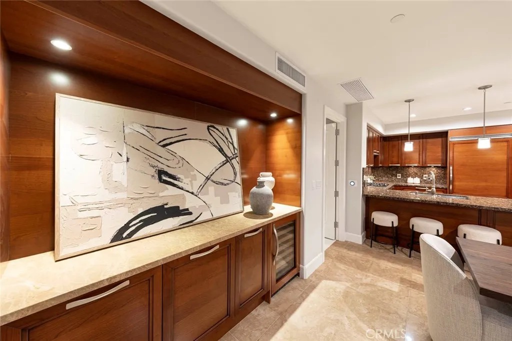 Irvine, California 92612, United States, 2 Bedrooms Bedrooms, ,2 BathroomsBathrooms,Residential,Active,209739