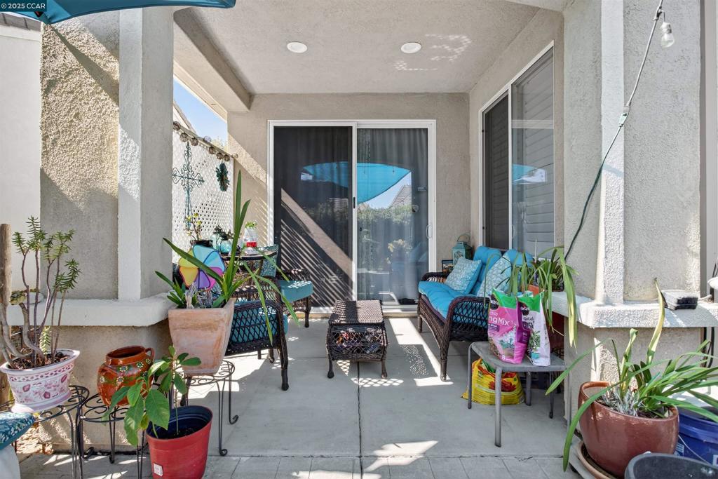 SOMMERSET - Residential Lease