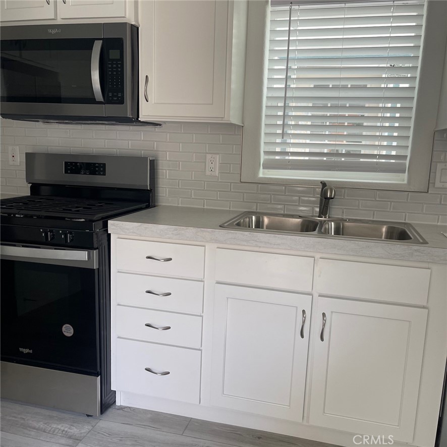 1930 Stewart Street X-7