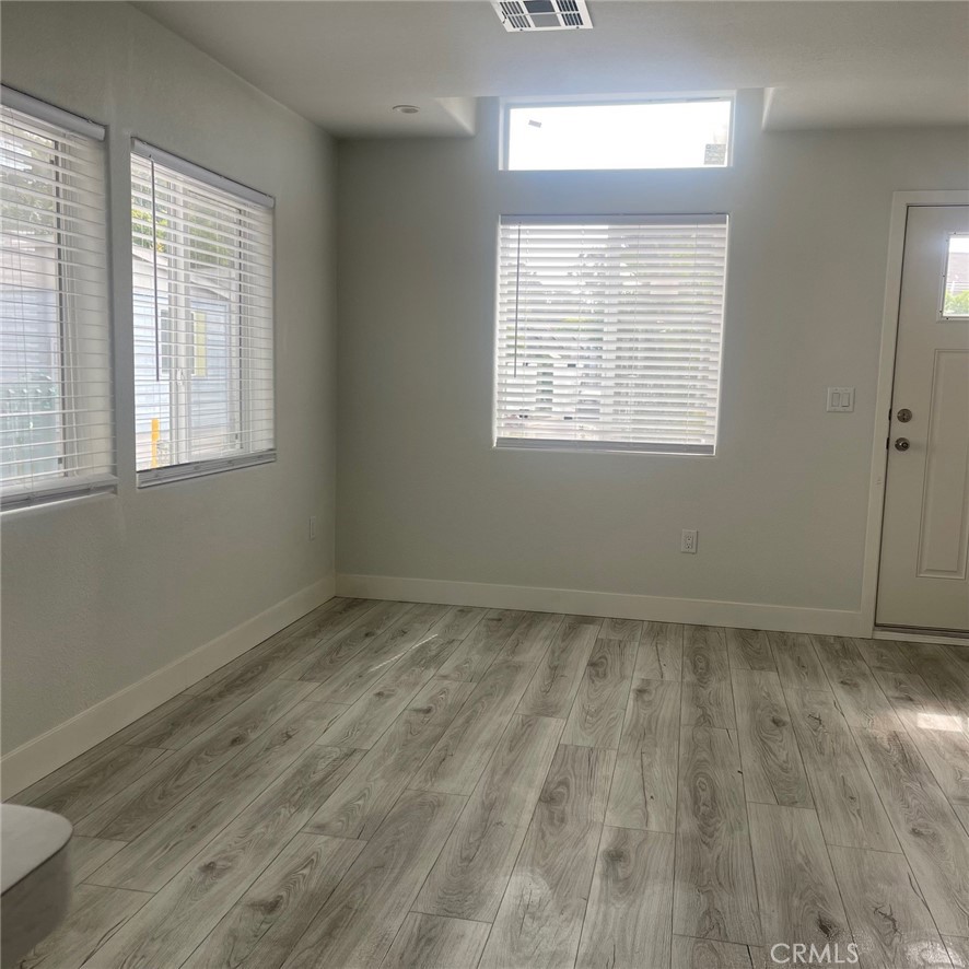 1930 Stewart Street X-7