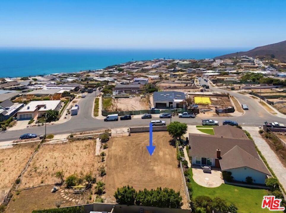 3612 Surfwood Road