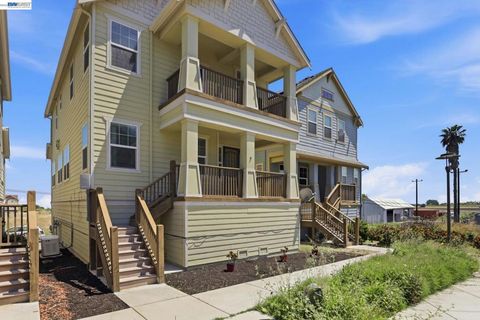 Photo of 710 Anne Marie Way WAY, Isleton, CA 95641 (MLS # 41134082)