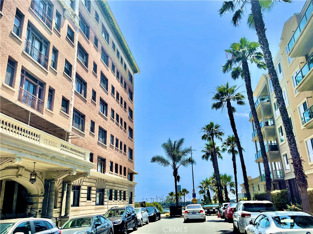 1030 E Ocean 703