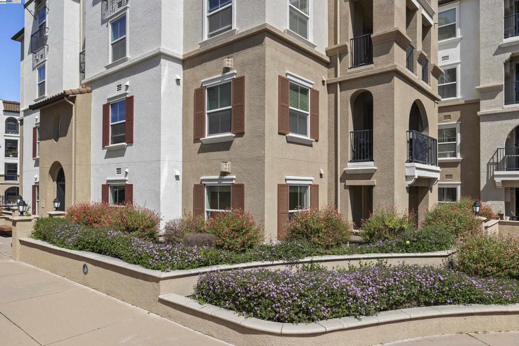 TERRACES - Residential