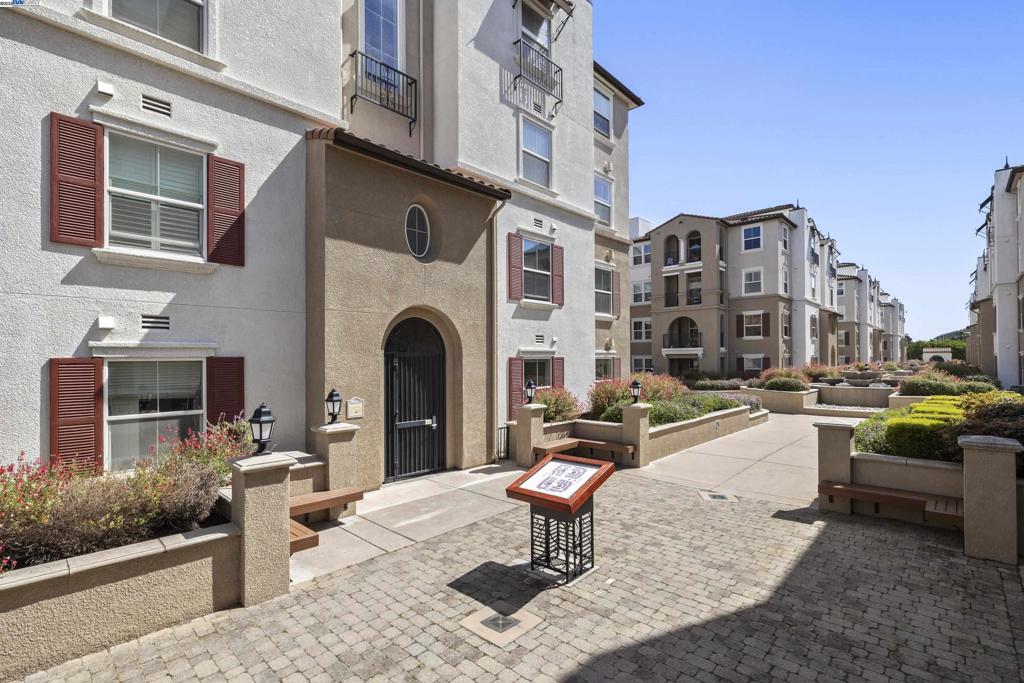 TERRACES - Residential