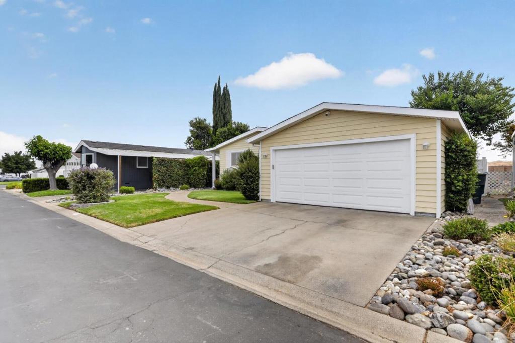3120 Live Oak Boulevard 31