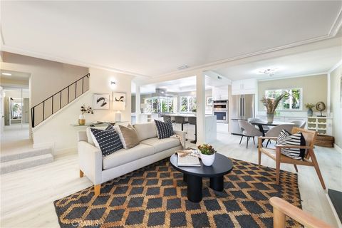 Photo of 2798 Redwing Cir, Costa Mesa, CA 92626 (MLS # OC25223309)