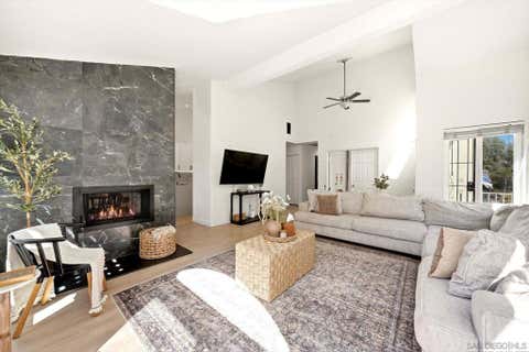 Photo of 8981 Circle R View LN, Escondido, CA 92026 (MLS # 260019854SD)
