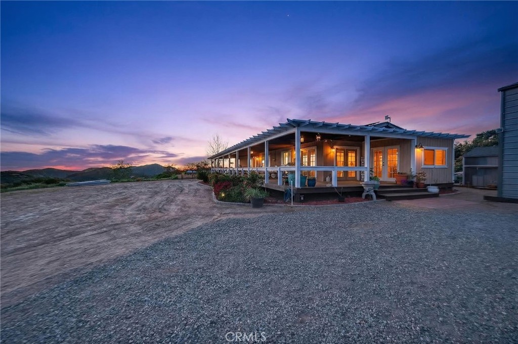 26746 Calle De Encinas