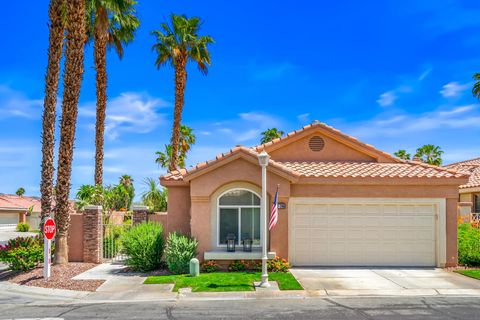 Photo of 42240 Sari Court, Palm Desert, CA 92211 (MLS # 219146988DA)
