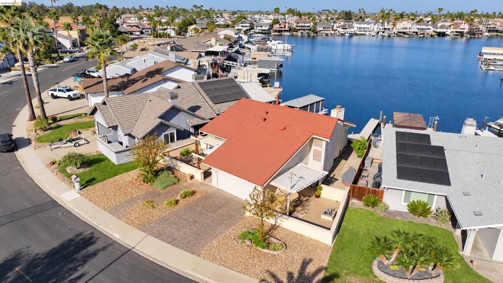 4883 Cabrillo Pt