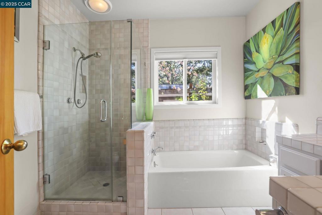 SOUTH WALNUT CR - Residential