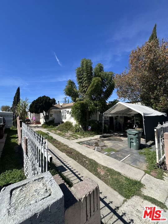 8611 Elm Street