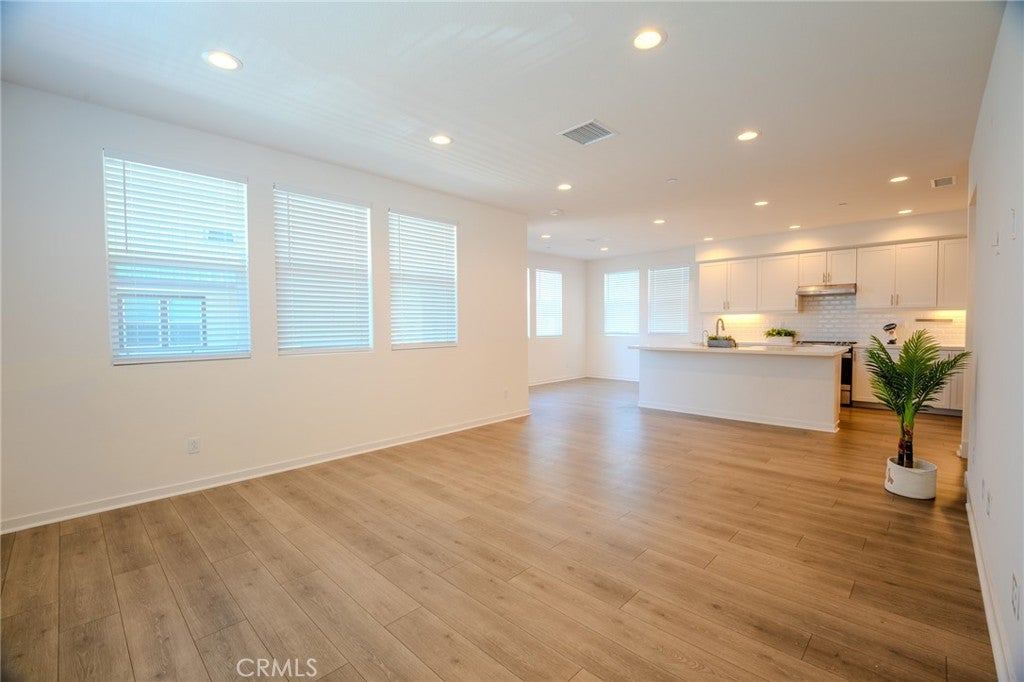 107 Allusion, Irvine CA 92618 - Photo 21