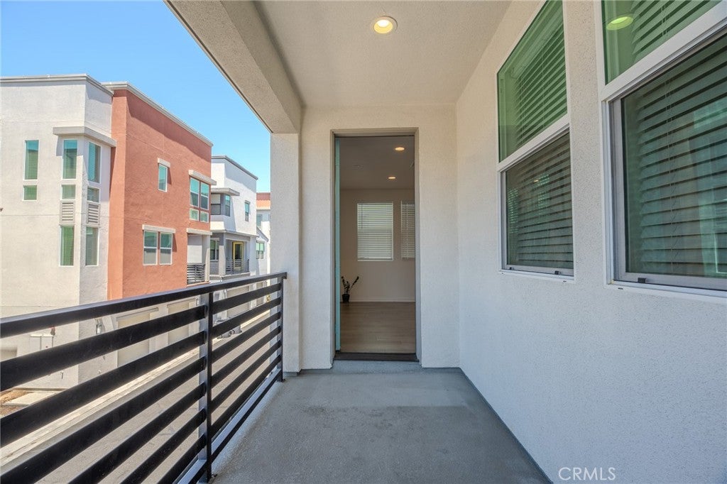 107 Allusion, Irvine CA 92618 - Photo 16