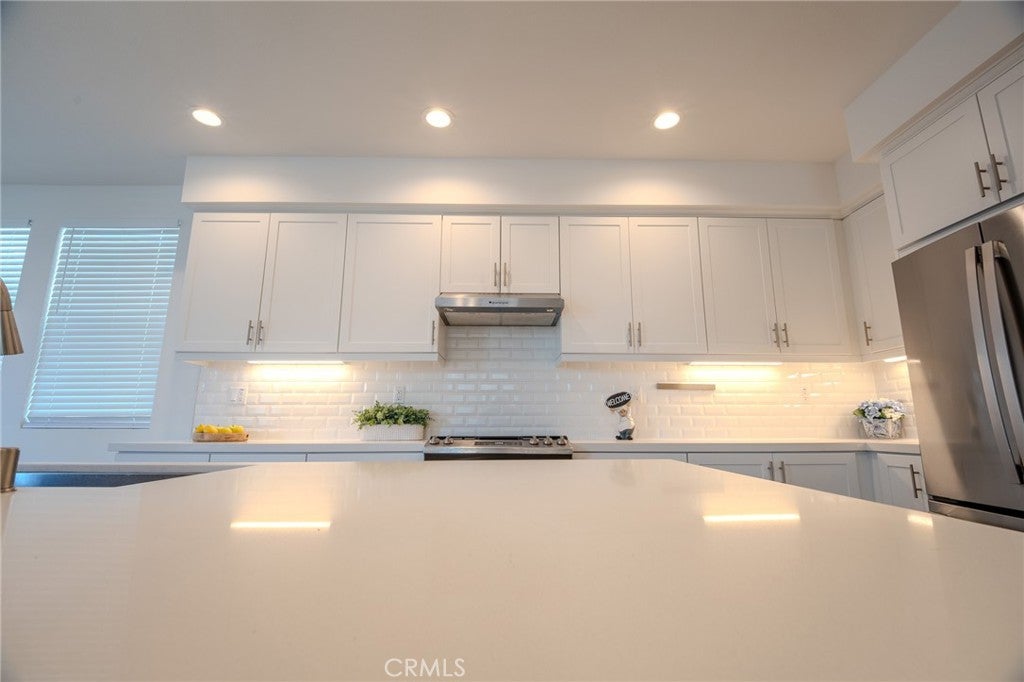 107 Allusion, Irvine CA 92618 - Photo 12