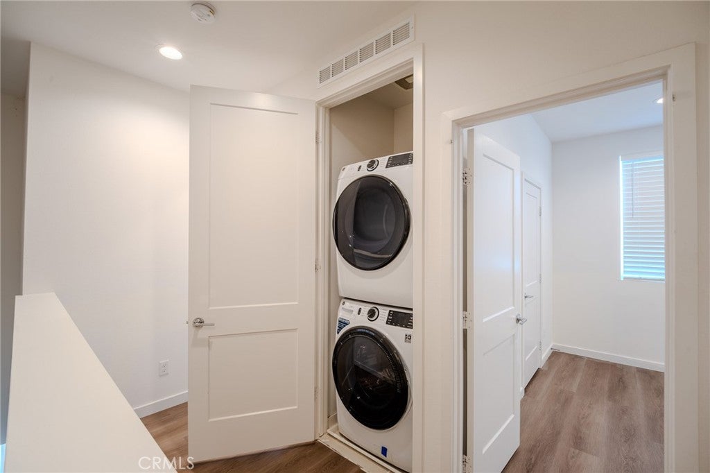107 Allusion, Irvine CA 92618 - Photo 25