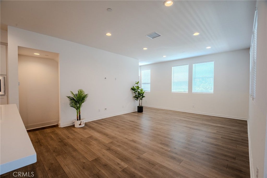 107 Allusion, Irvine CA 92618 - Photo 18