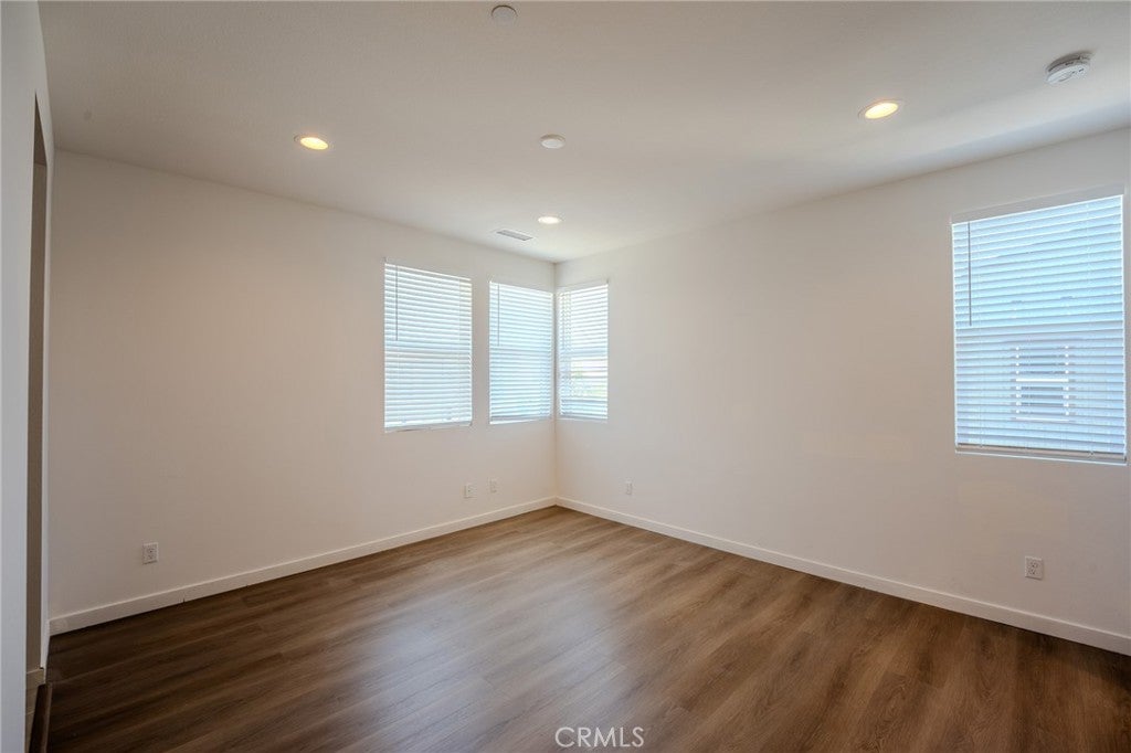 107 Allusion, Irvine CA 92618 - Photo 33