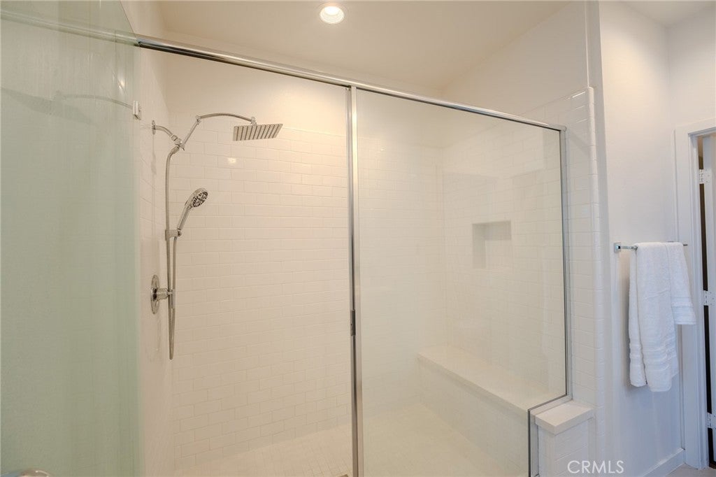 107 Allusion, Irvine CA 92618 - Photo 39