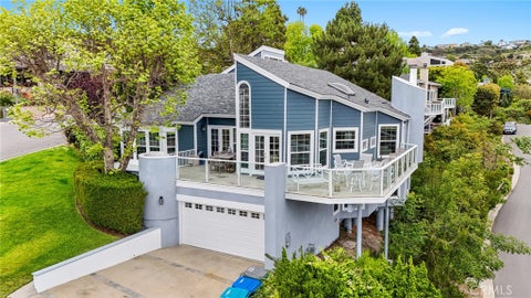 Photo of 2210 Bridge RD, Laguna Beach, CA 92651 (MLS # OC26219461)