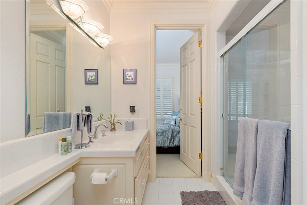 Ritz Cove (RC) - Residential Lease