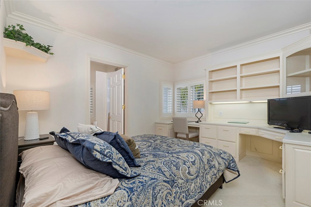 Ritz Cove (RC) - Residential Lease
