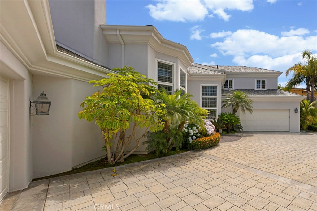 Ritz Cove (RC) - Residential Lease