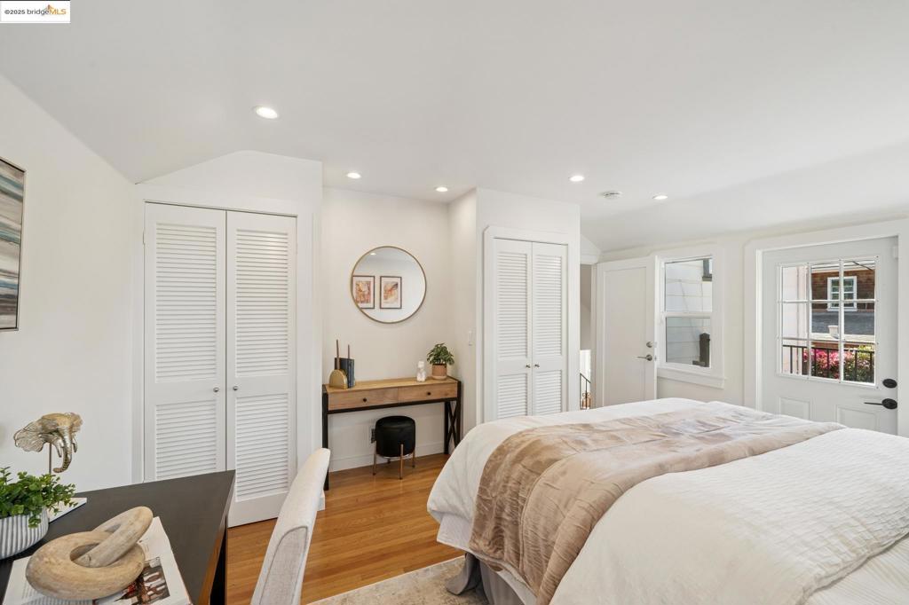 ELMWOOD - Residential Income