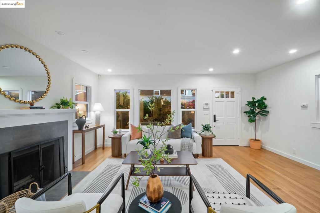 ELMWOOD - Residential Income