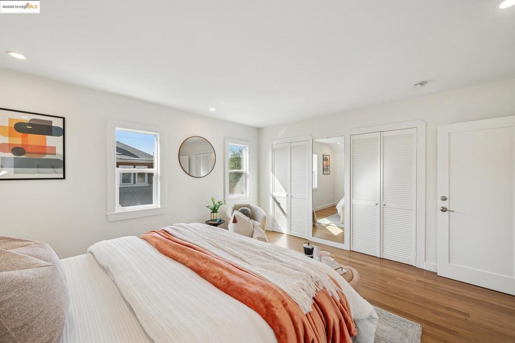 ELMWOOD - Residential Income