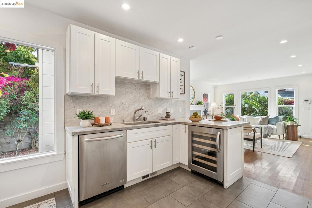 ELMWOOD - Residential Income