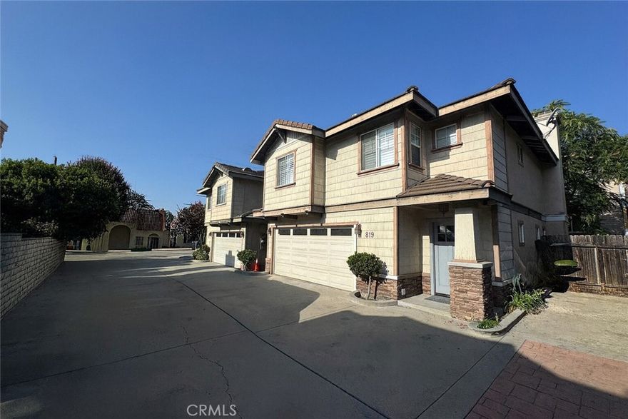 Nested right next to the highly desirable Arcadia neighborhood. Built in 2003. This 4-Bedroom, 2.5 Bath home
boasts a bright and spacious open floor plan with an upgraded kitchen and bathroom, fresh
paint, and stylish SPC flooring. The inviting living room features a cozy fireplace. Remodeled
master bathroom with double sinks vanity plus stunning and elegantly combined functional
shower. Upgraded bright Shutters are throughout the home enhancing privacy and bringing a
peaceful environment. . The Water Heater was replaced less than 2 years.
This home is situated in a small, well-maintained complex of just four units with low HOA dues.
Offering a perfect blend of comfort and accessibility - Supermarkets, Banks, Schools, Medical
Facilities and Freeways. This is your dream home to start a new chapter in life.