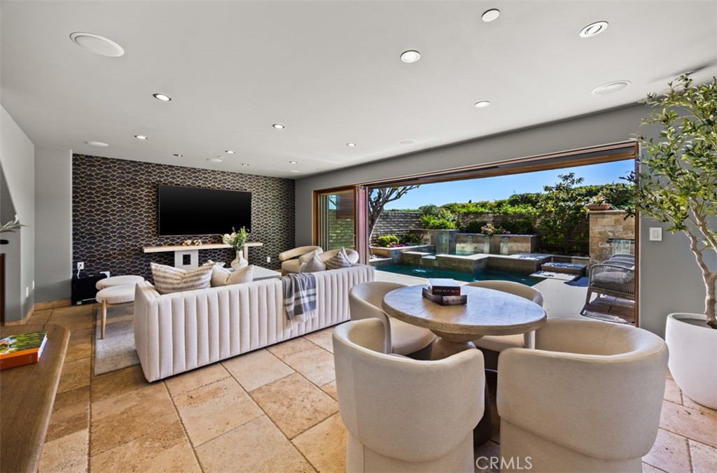 2615 Victoria, Laguna Beach CA 92651 - Photo 34