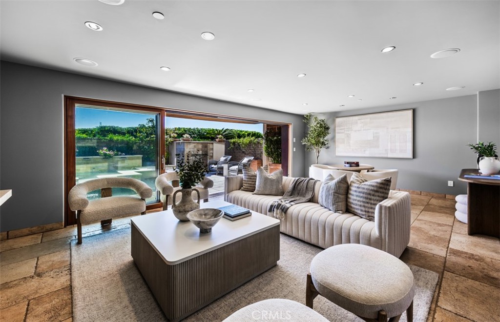 2615 Victoria, Laguna Beach CA 92651 - Photo 33