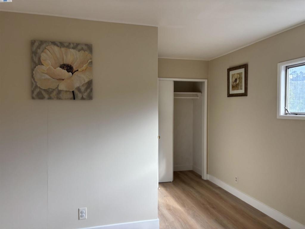 MONTCLAIR - Residential