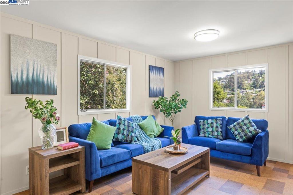 MONTCLAIR - Residential