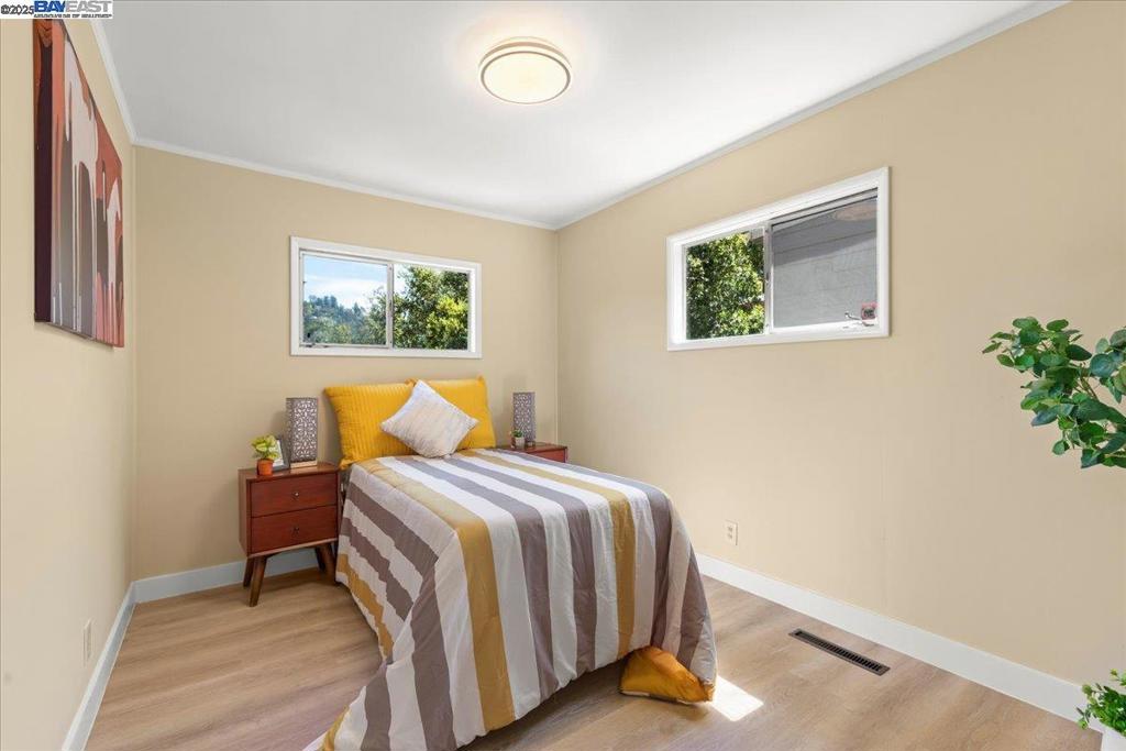 MONTCLAIR - Residential