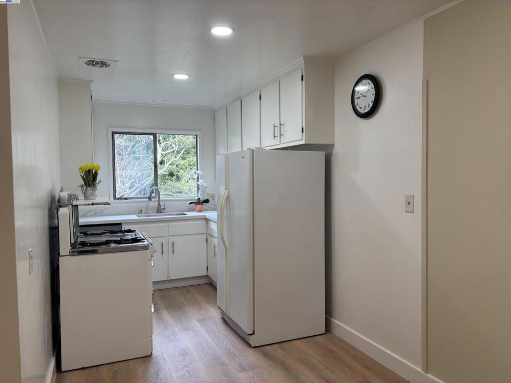 MONTCLAIR - Residential