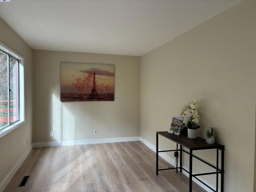 MONTCLAIR - Residential