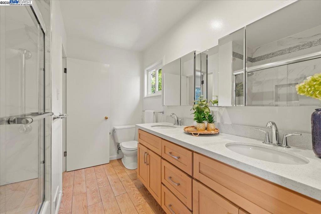 MONTCLAIR - Residential