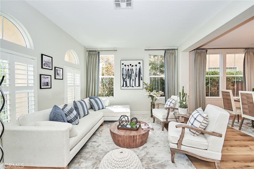 1341 W Sunflower