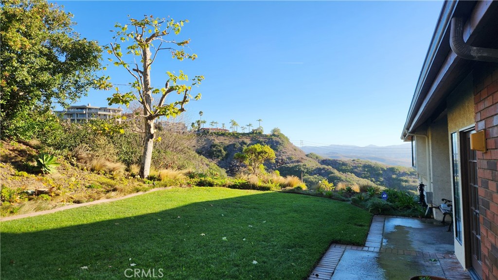 750 Avenida Acapulco