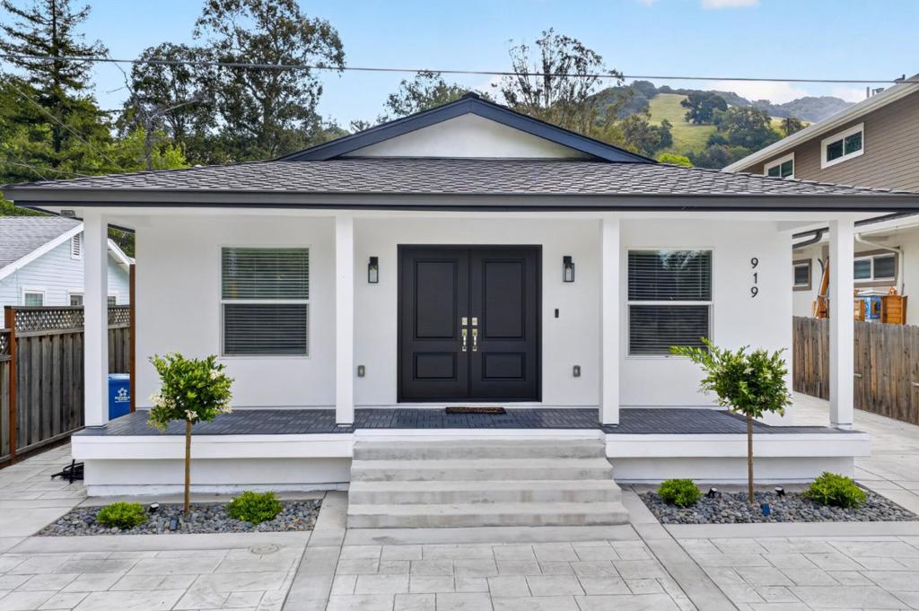 919 Old Canyon Road