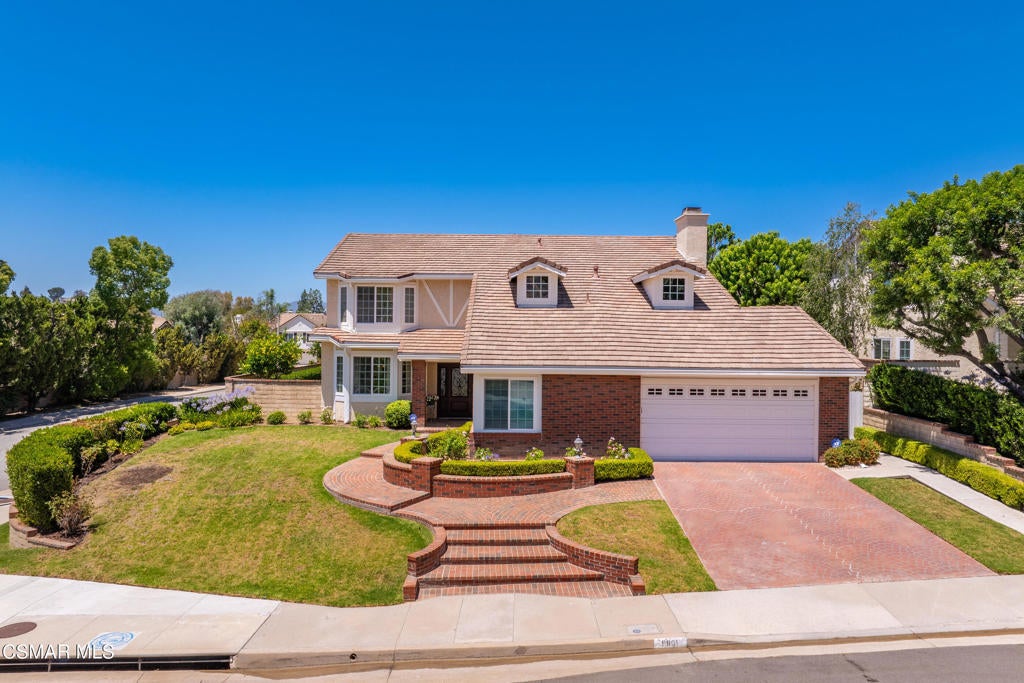 5801 Middle Crest Drive, Agoura Hills CA 91301
