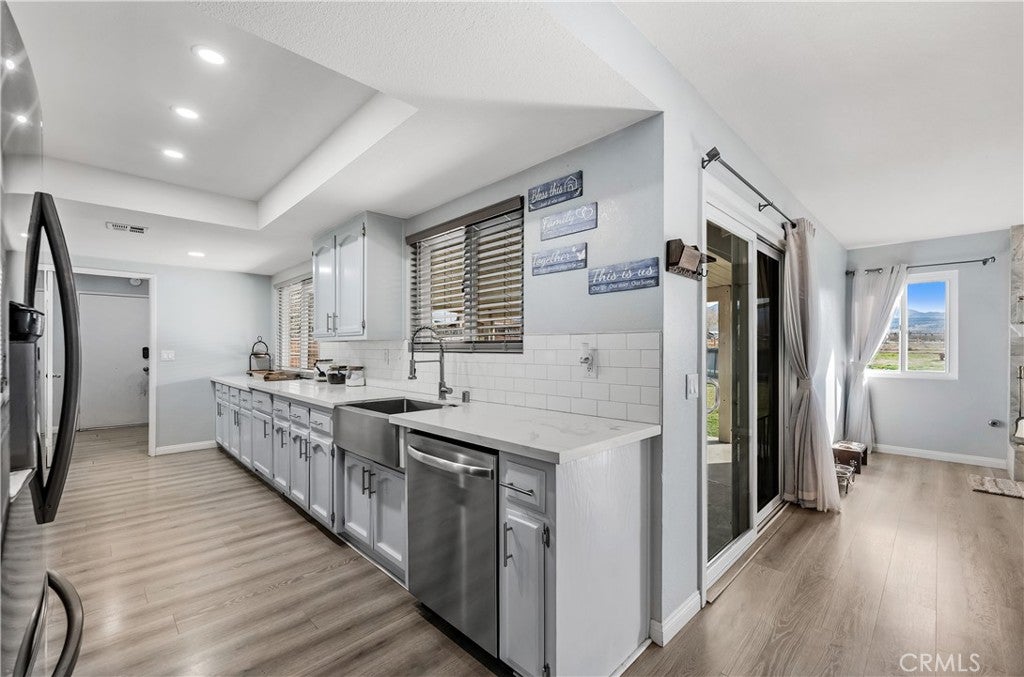 8954 E Avenue T14