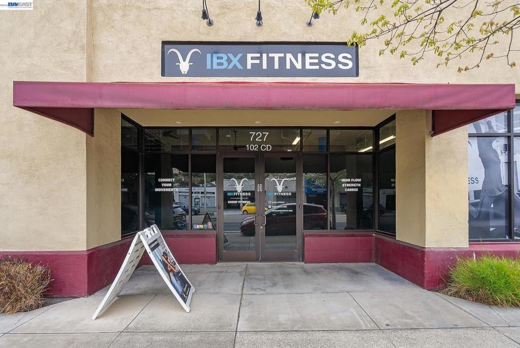 727 San Pablo Ave