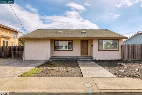 Photo of 2754 2754 19Th St St, San Pablo, CA 94806 (MLS # 41125039)