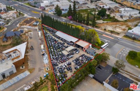 12090 Whittier Boulevard Whittier CA 90602