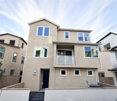 Photo of 209 Yerba, Irvine, CA 92618 (MLS # OC26047974)